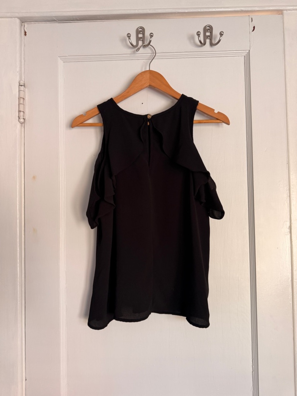 Lily White Black Cold-Shoulder Ruffle Blouse - Picture 4 of 7
